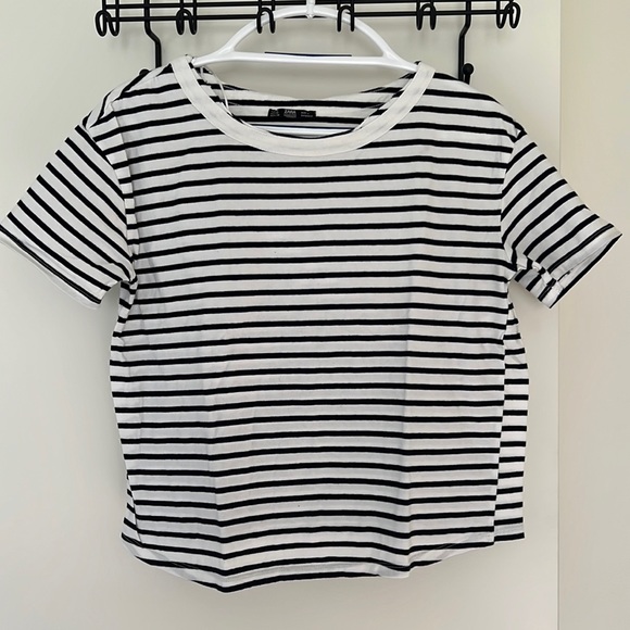 Zara Tops - EUC Zara striped shirt size medium womens